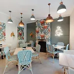 Mediterranean Style Accommodation In De Waterkant